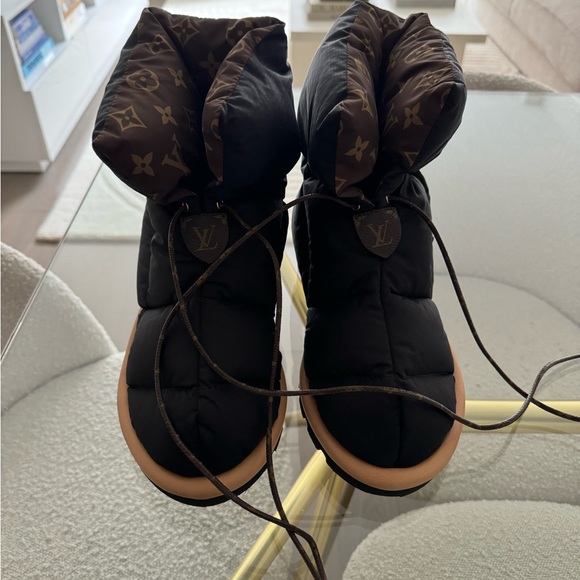 Louis Vuitton Nylon Monogram Pillow Boots, Black, size 37 - Picture 4 of 5